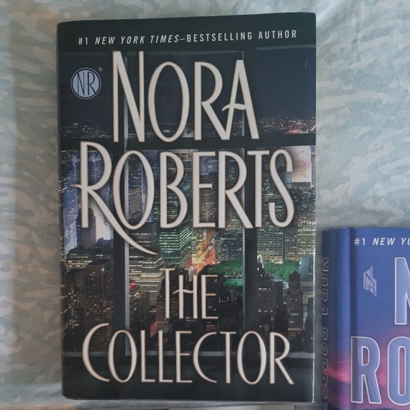 Nora Roberts Books - Picture 3 of 4